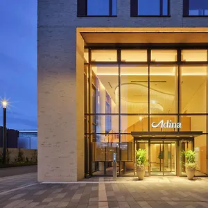 Adina 4* Keulen