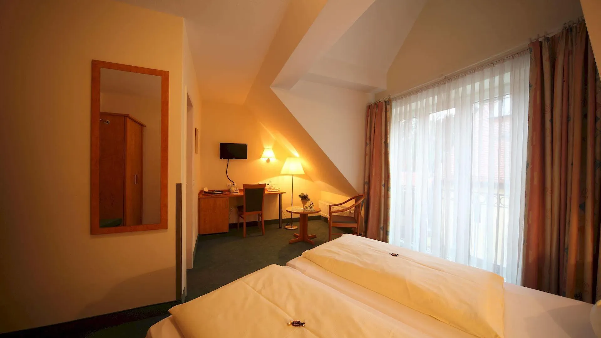 Otel Am Klostergarten Freising